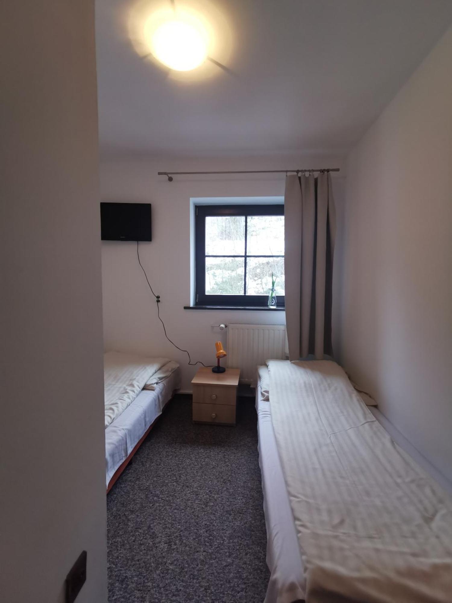 Straszny Dwor Hotel Duszniki Zdrój Cameră foto