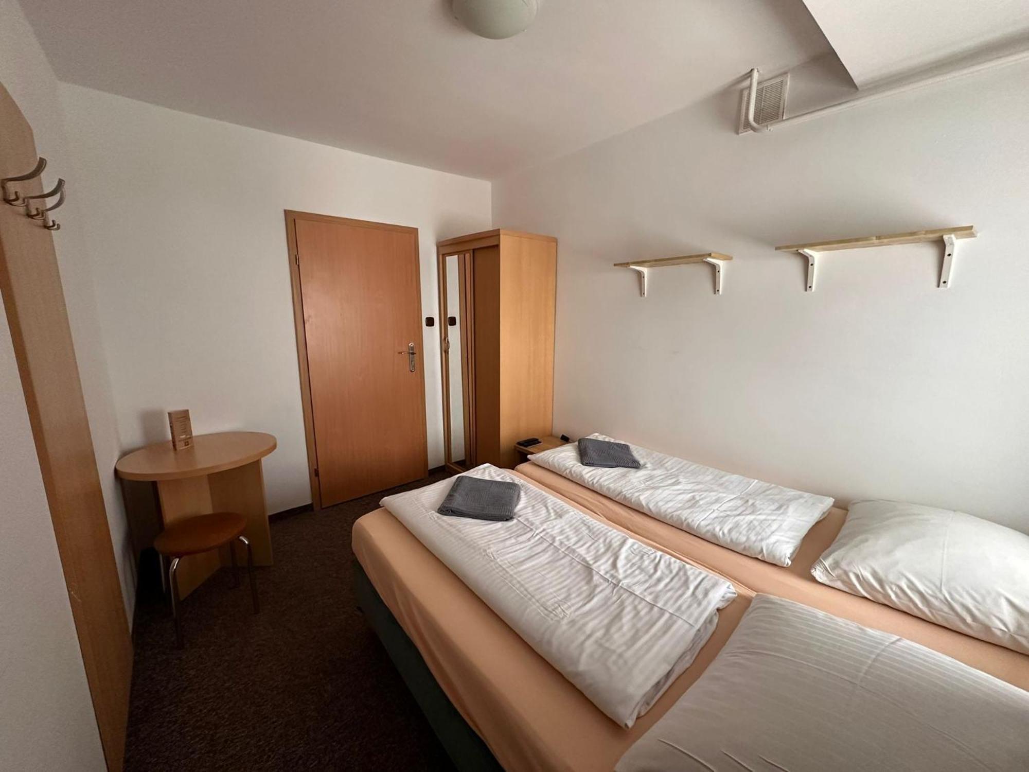 Straszny Dwor Hotel Duszniki Zdrój Cameră foto