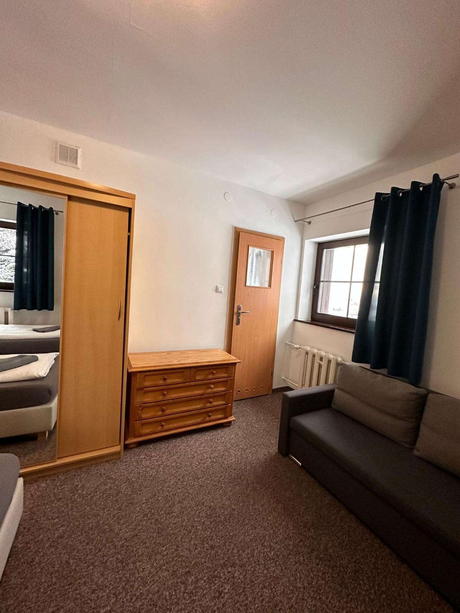Straszny Dwor Hotel Duszniki Zdrój Cameră foto