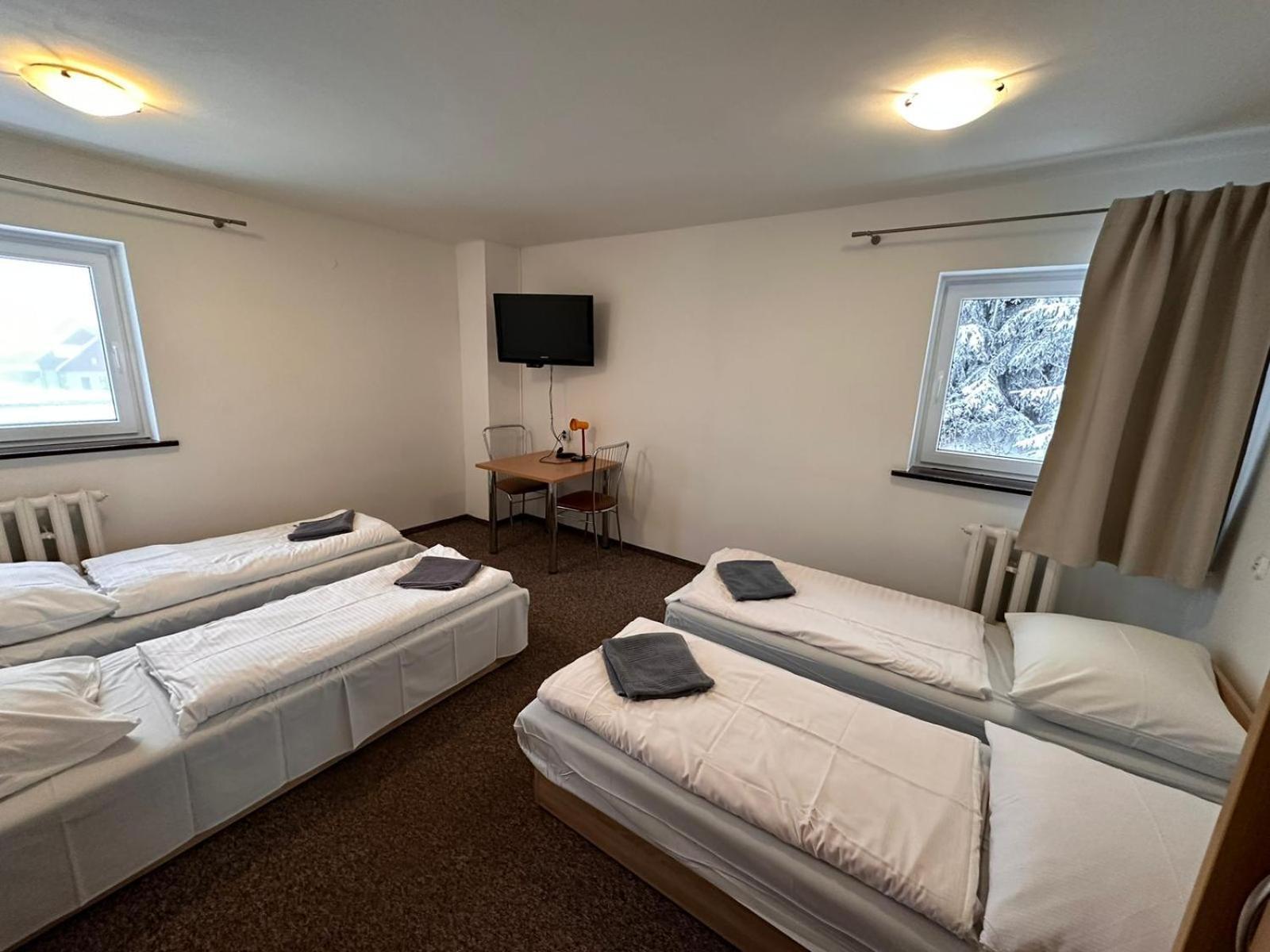 Straszny Dwor Hotel Duszniki Zdrój Cameră foto