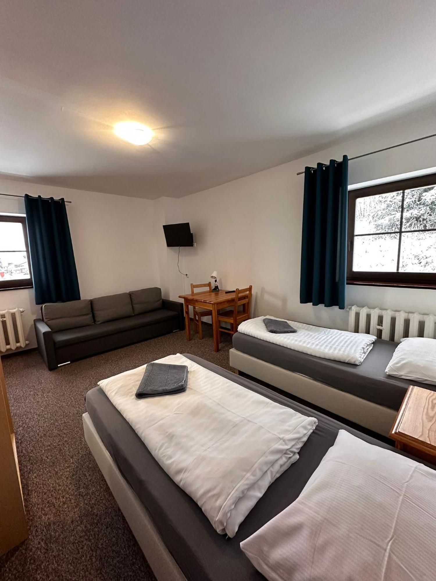 Straszny Dwor Hotel Duszniki Zdrój Cameră foto